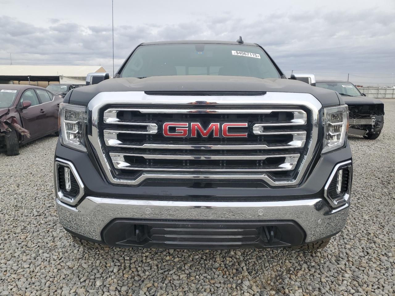 GMC SIERRA K1500 SLT