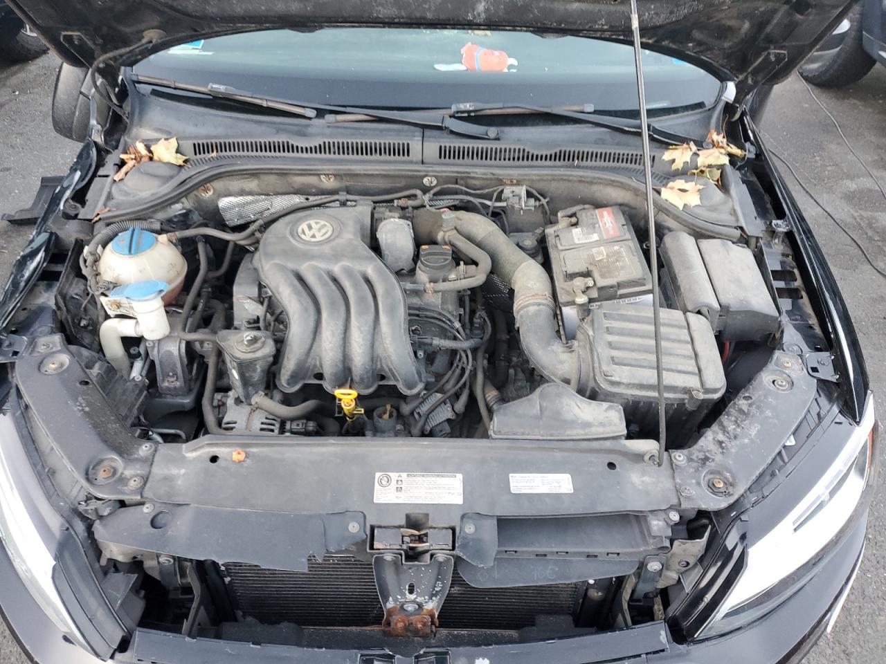 VOLKSWAGEN JETTA BASE