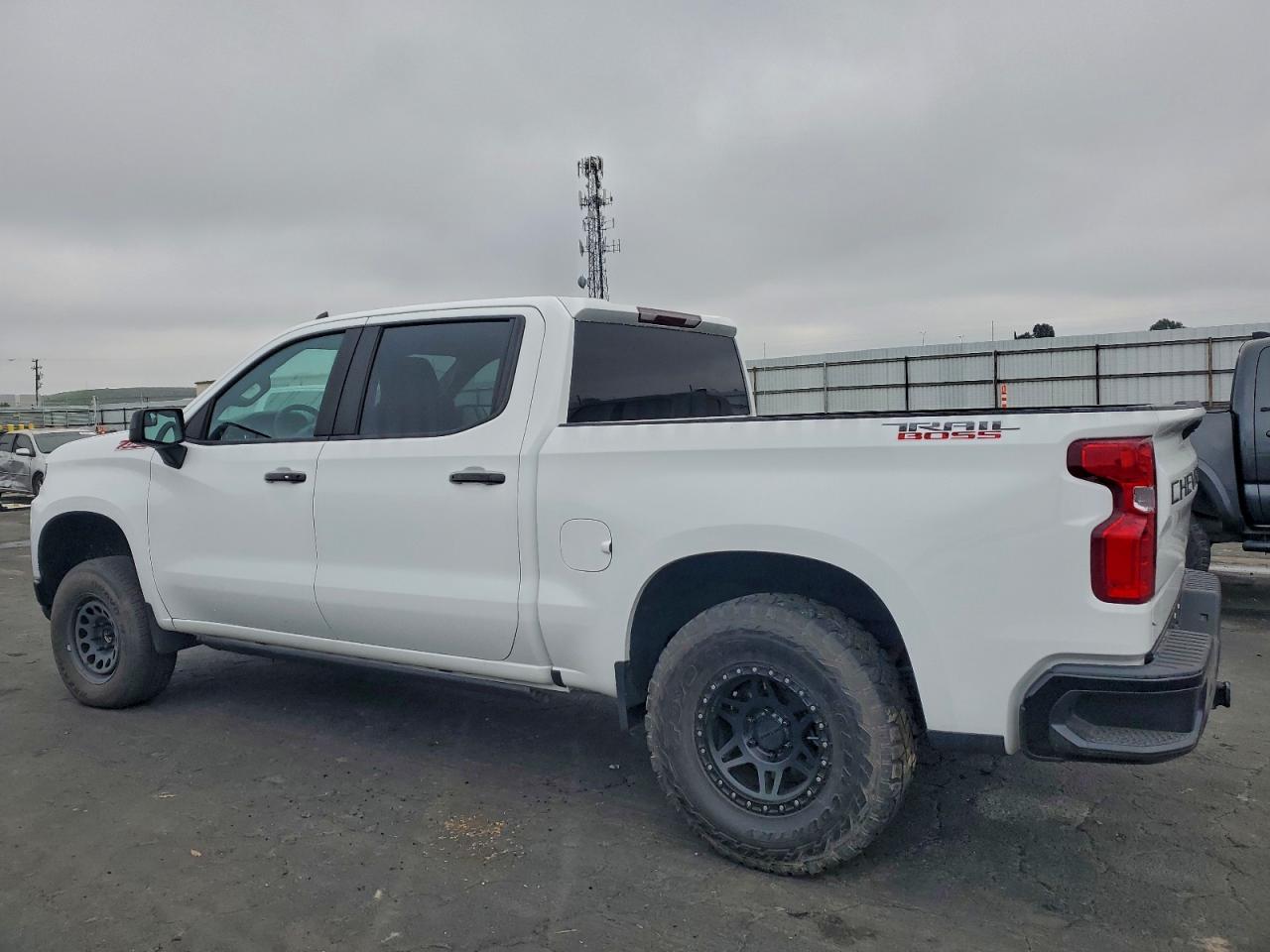 CHEVROLET SILVERADO K1500 LT TRAIL BOSS
