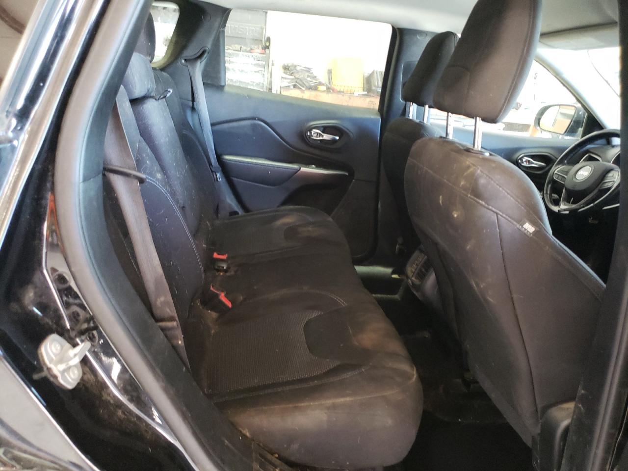 JEEP GRAND CHEROKEE LATITUDE