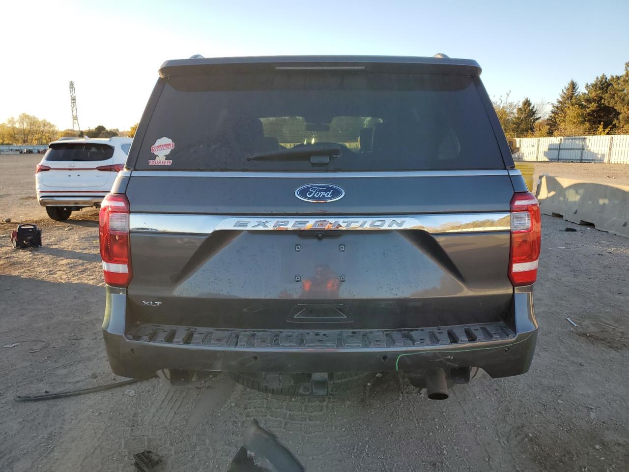 FORD EXPEDITION XLT