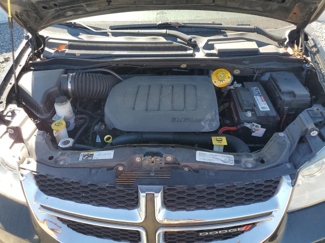 Lot #3312273777 2019 DODGE GRAND CARA