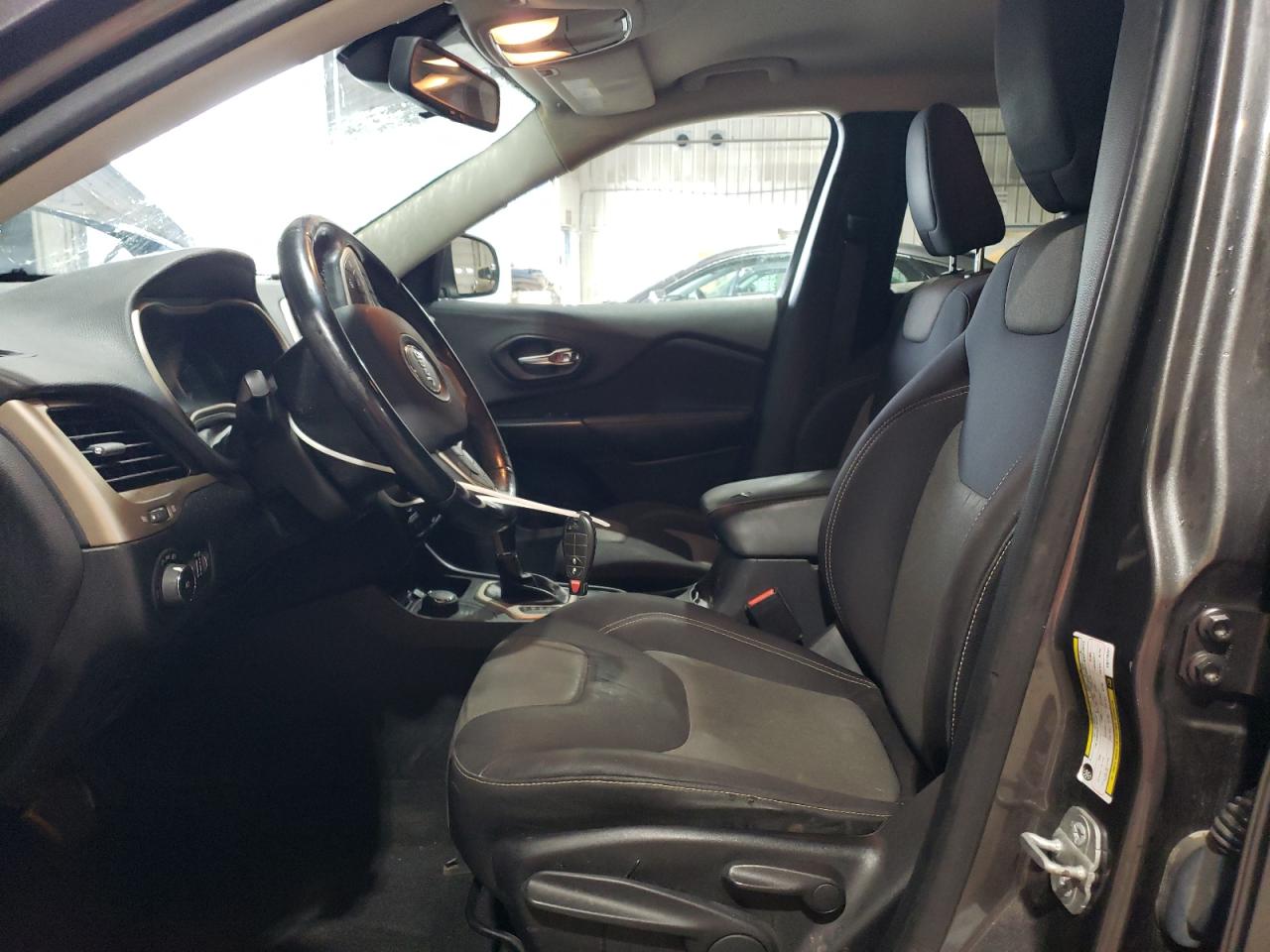 JEEP GRAND CHEROKEE LATITUDE