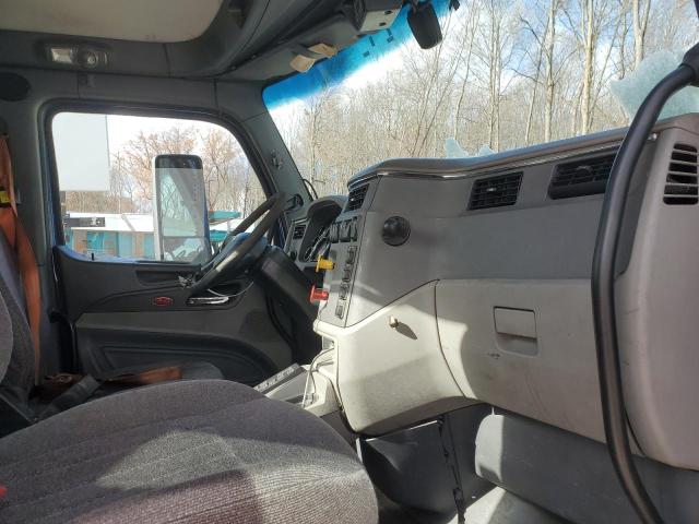 2018 PETERBILT TRACTOR 579 #3296364282