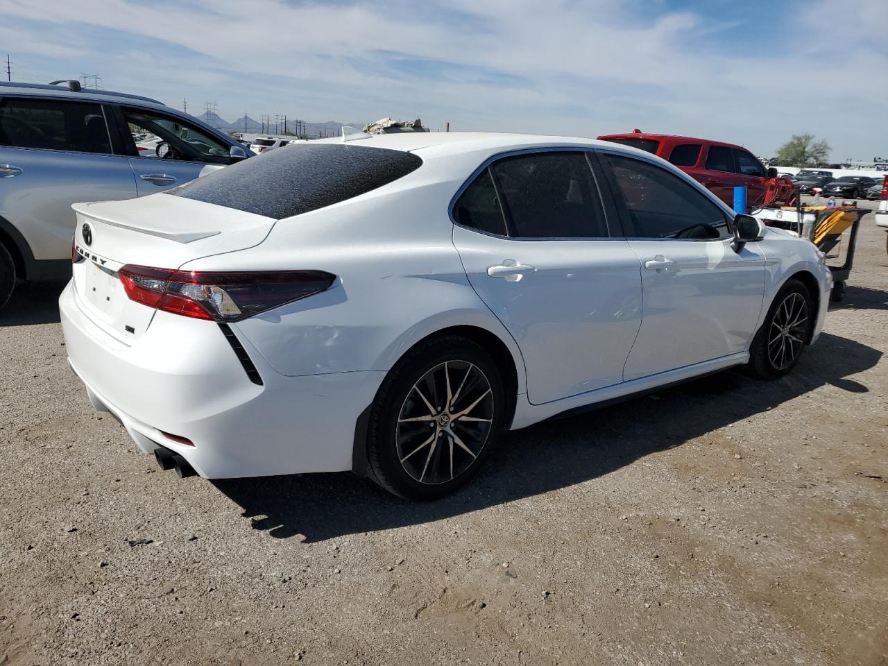 TOYOTA CAMRY SE NIGHT SHADE