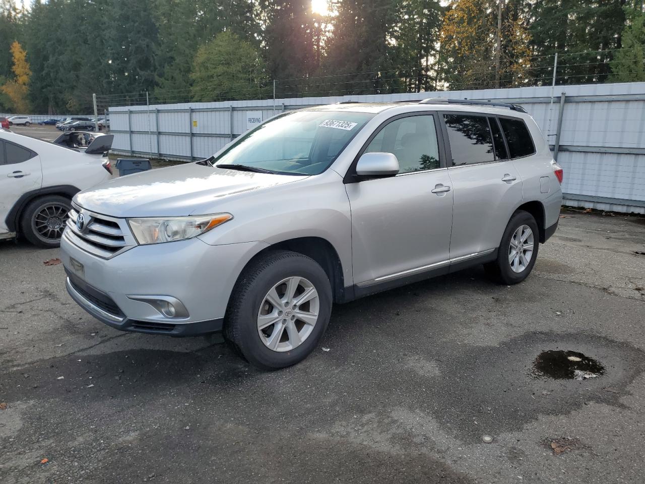 TOYOTA HIGHLANDER BASE