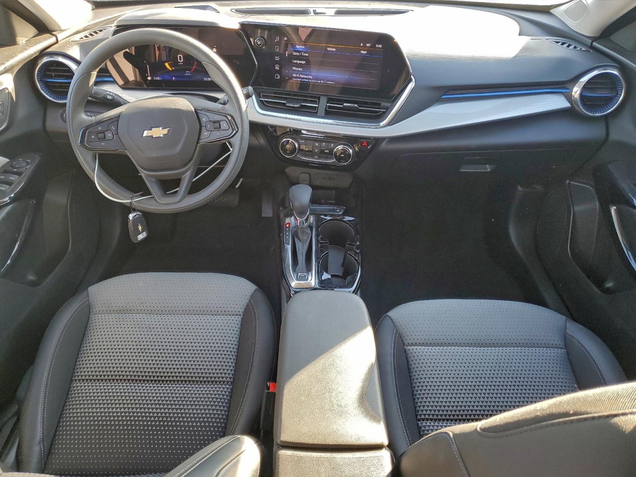 Lot #3302810911 2025 CHEVROLET TRAX 1LT