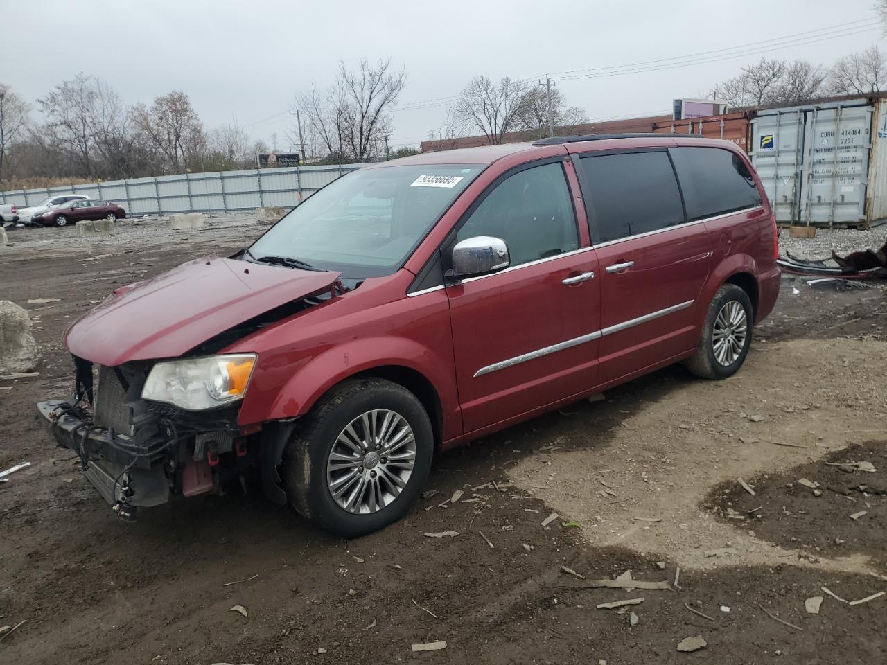 Lot #3302841902 2013 CHRYSLER TOWN & COU