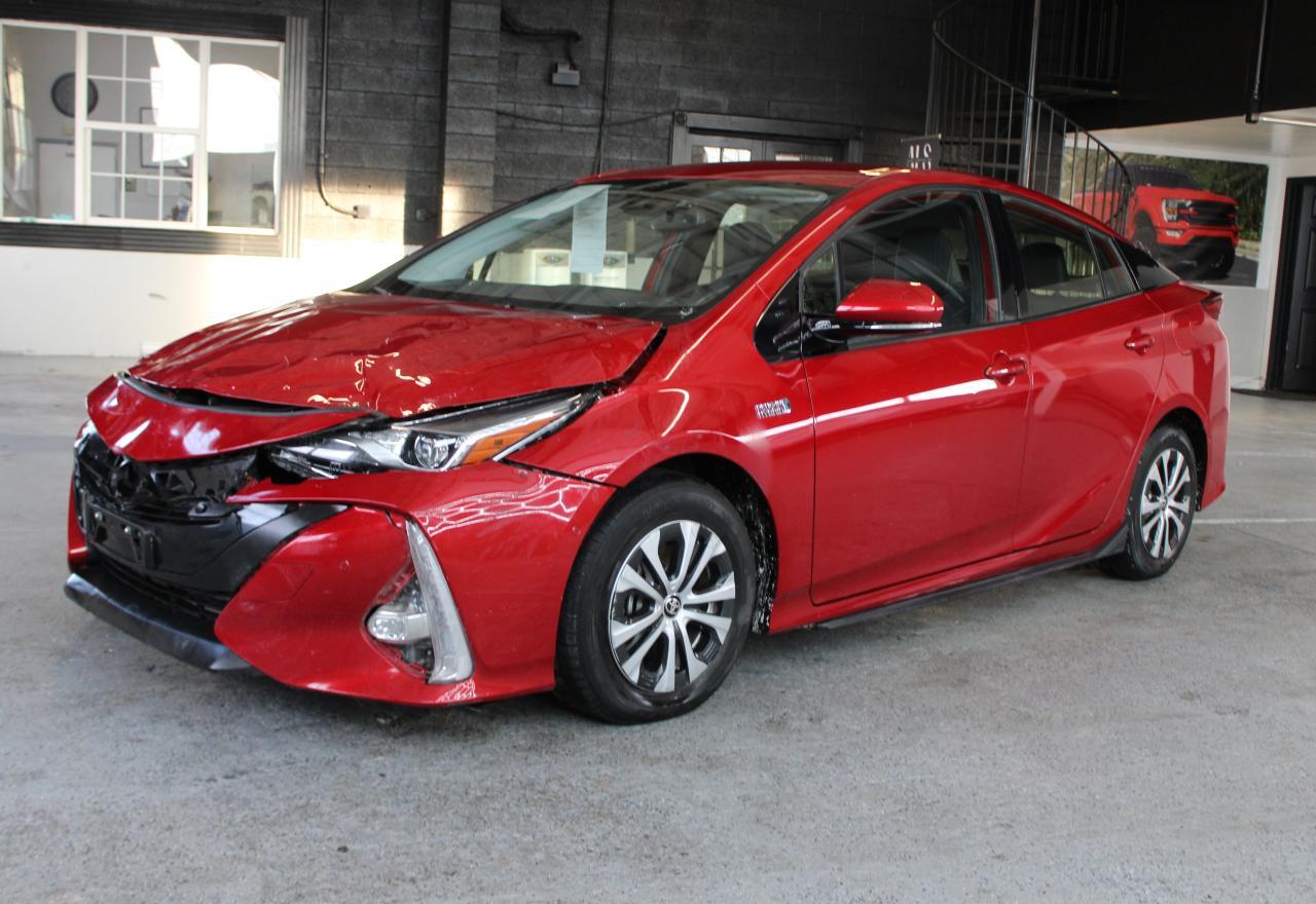 TOYOTA PRIUS PRIME LE