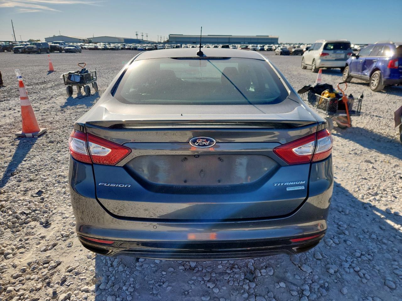 Lot #3309808374 2016 FORD FUSION TIT