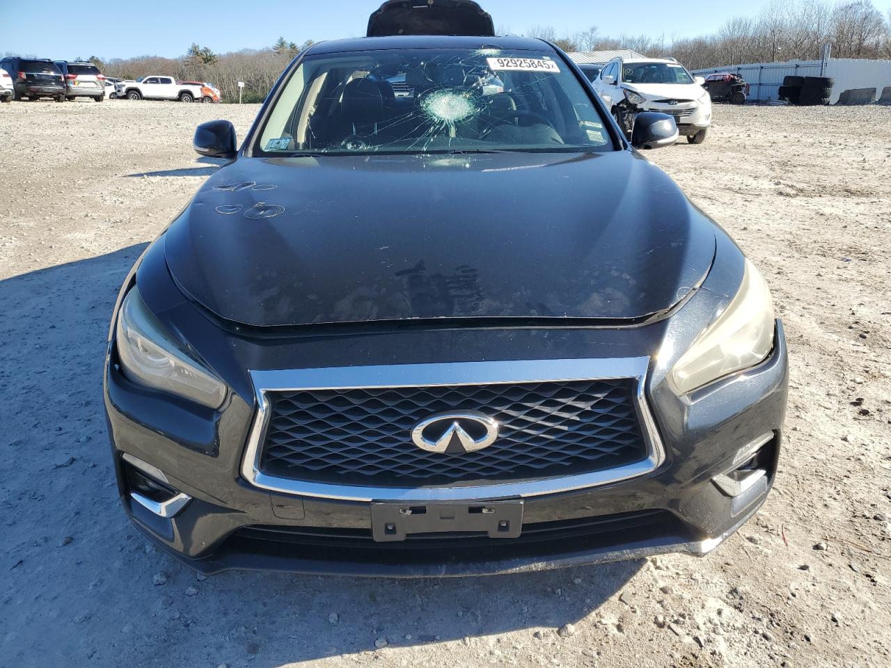 INFINITI Q50 LUXE
