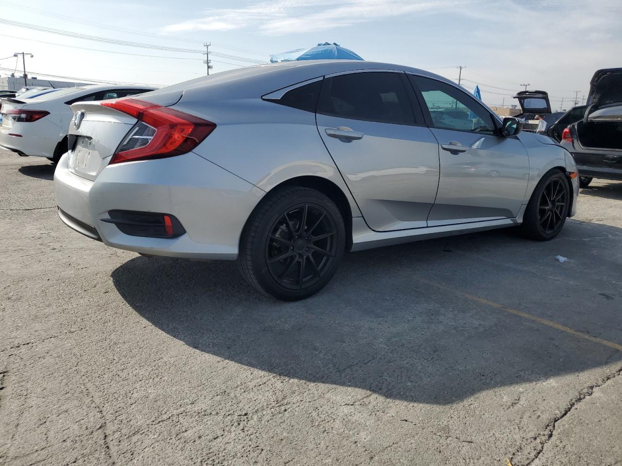 Lot #3309605576 2016 HONDA CIVIC LX