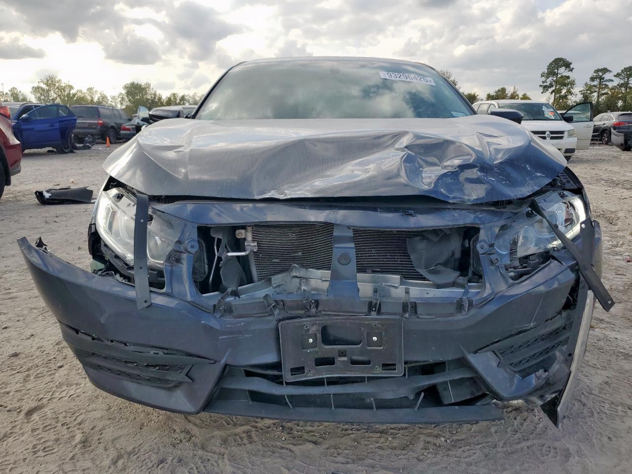 Lot #3318021407 2017 HONDA CIVIC LX