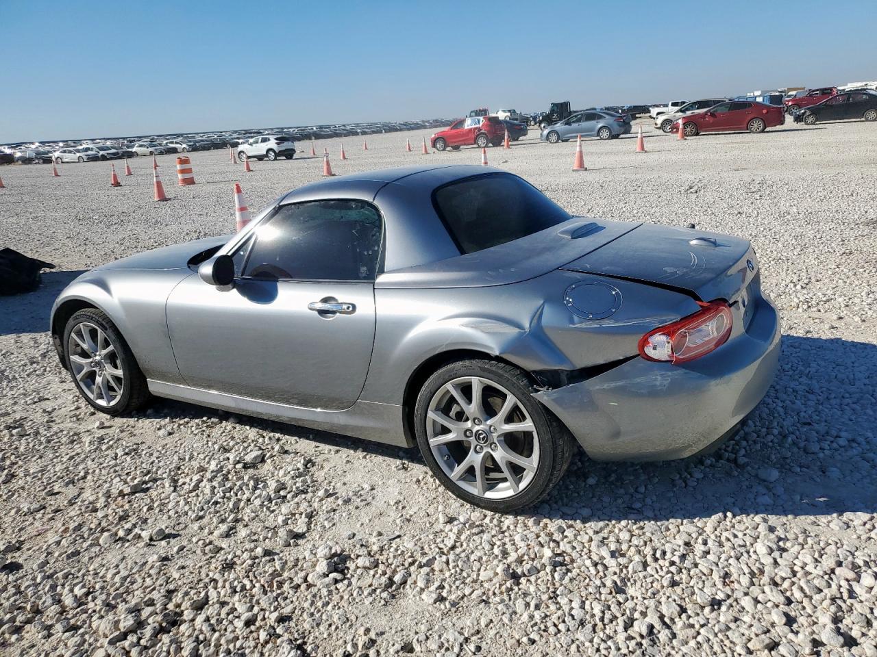 MAZDA MX-5 GRAND TOURING