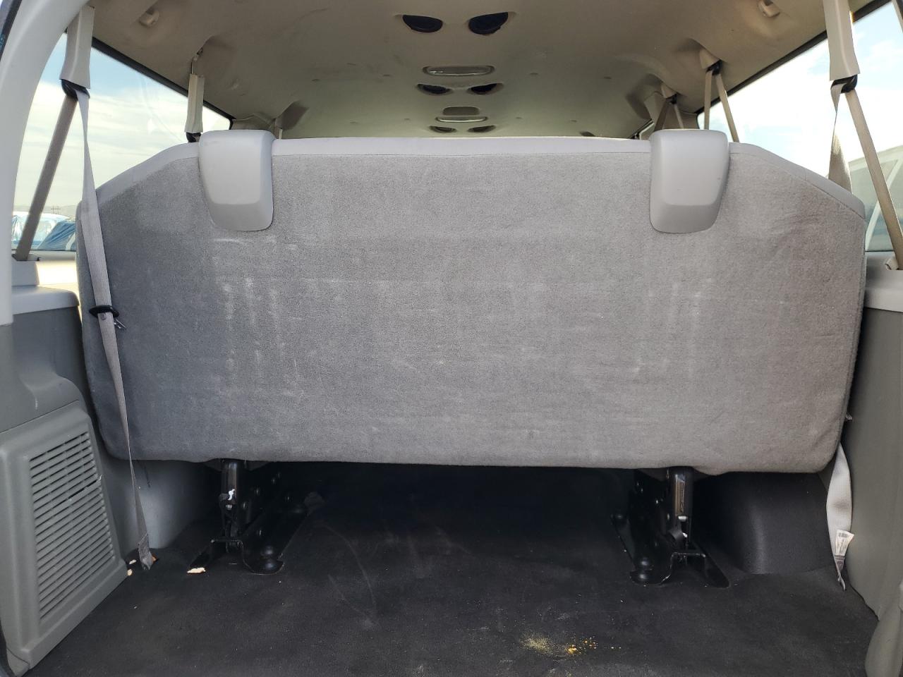 FORD ECONOLINE E350 SUPER DUTY WAGON