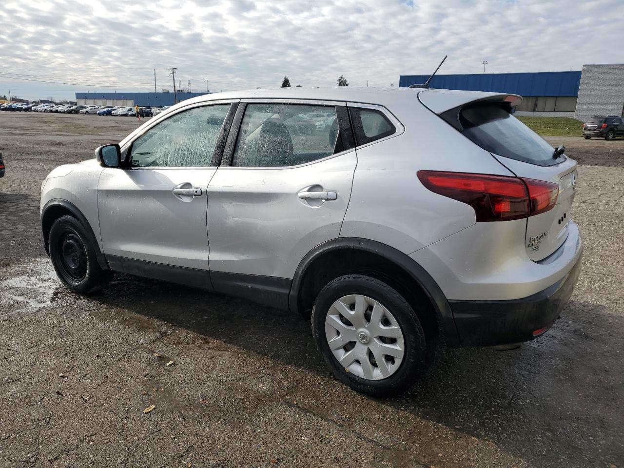 NISSAN ROGUE SPORT S