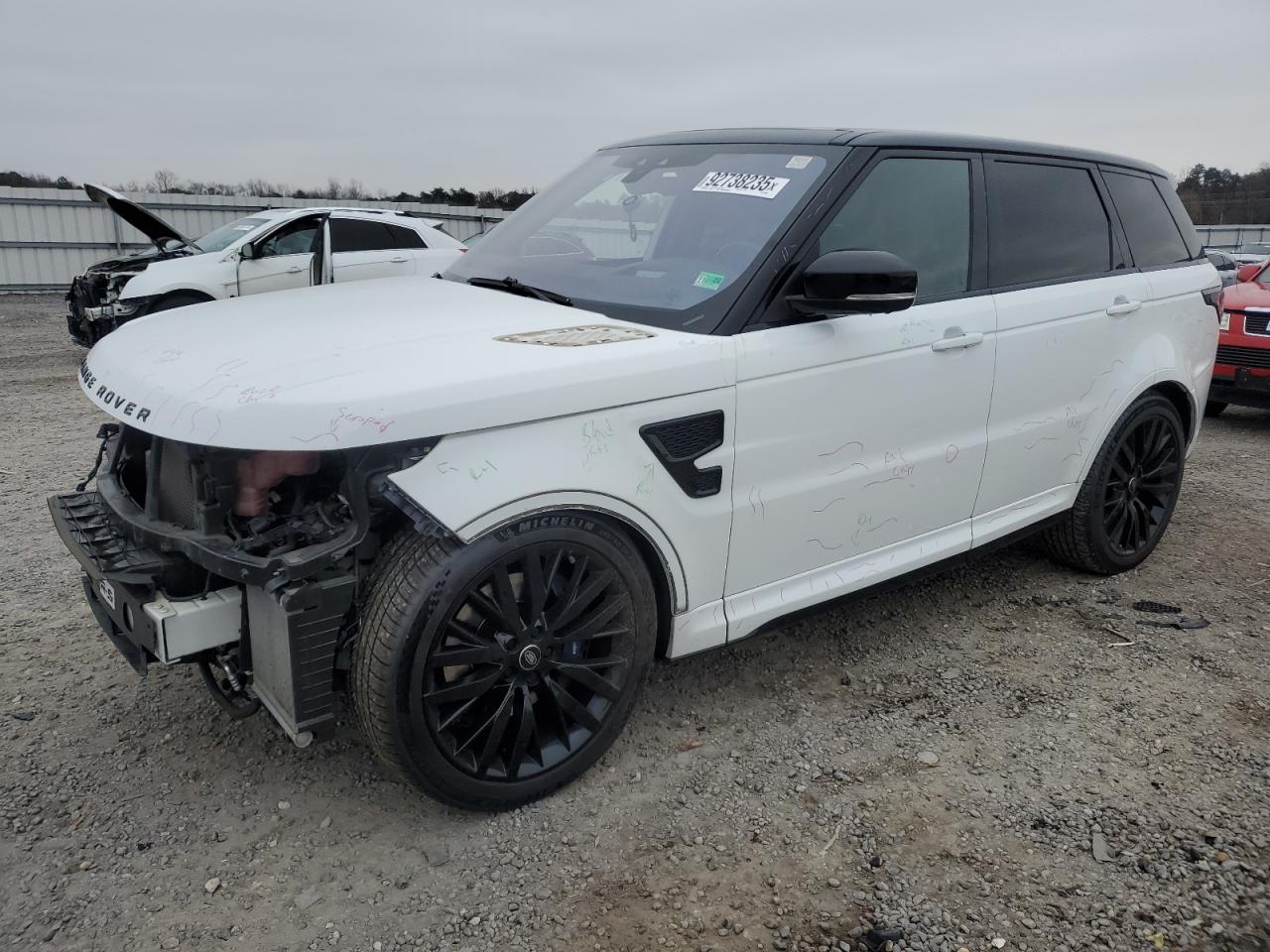 LAND ROVER RANGE ROVER SVR