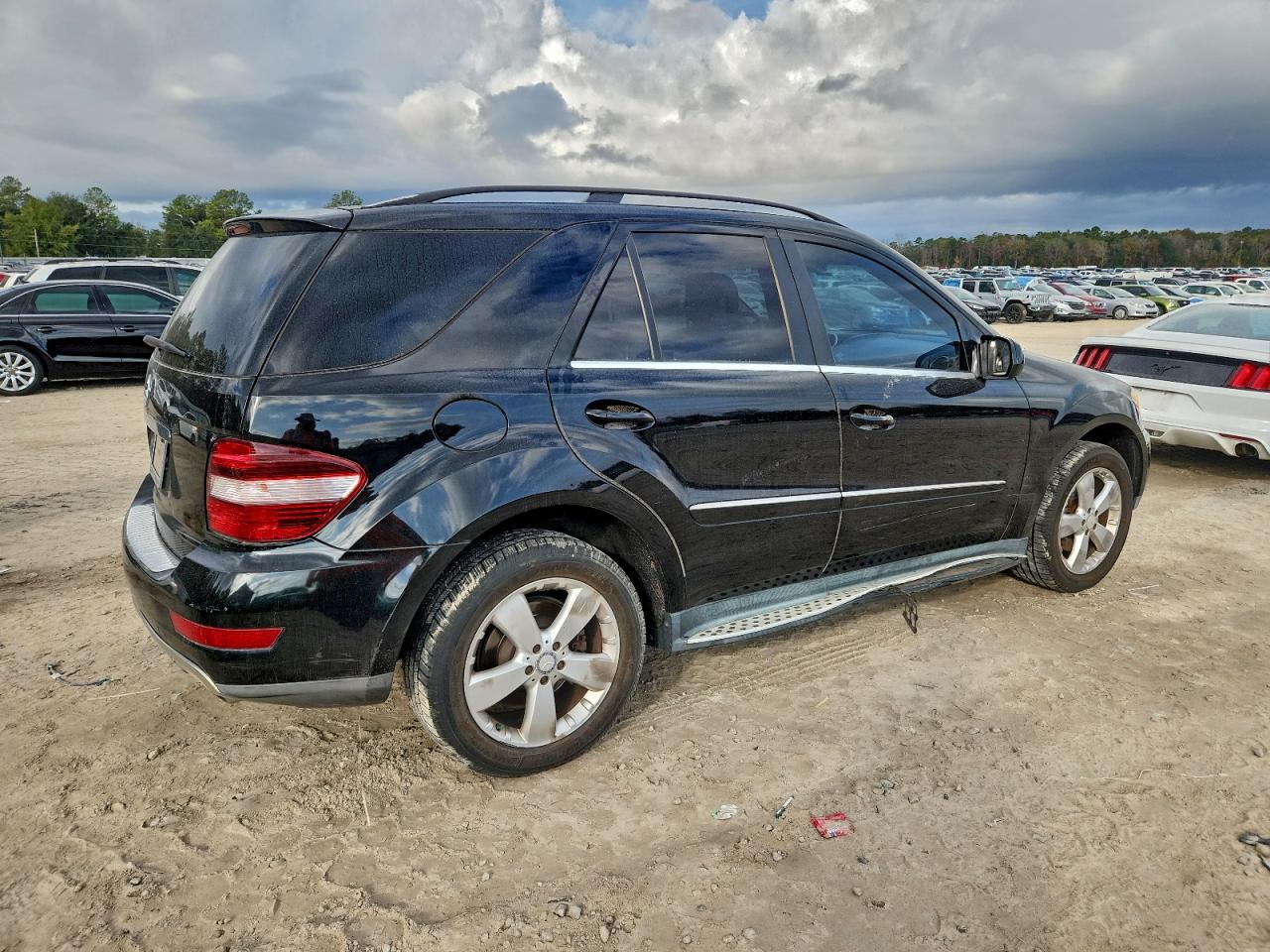 MERCEDES-BENZ M-CLASS 350