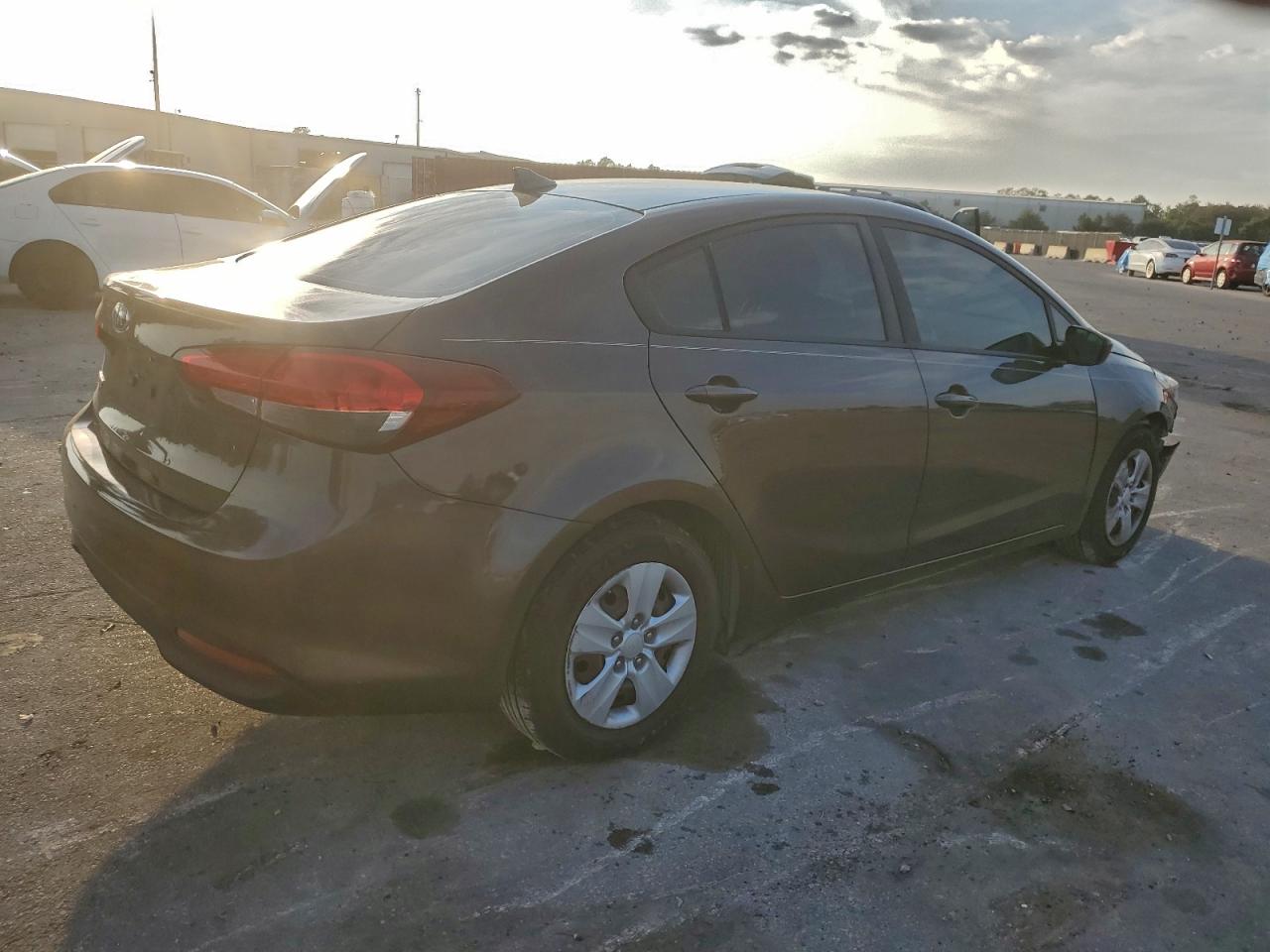 KIA FORTE LX