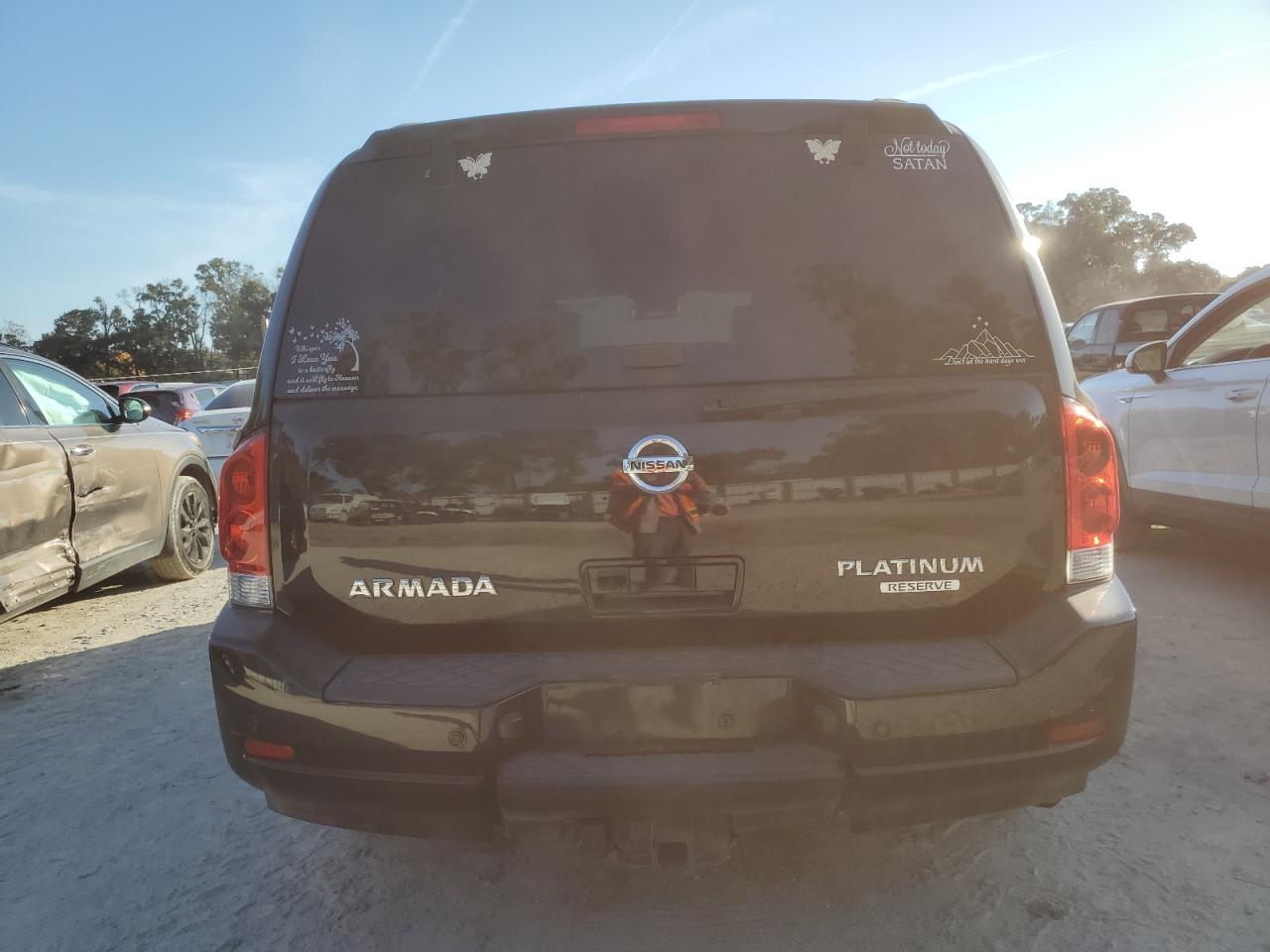 NISSAN ARMADA PLATINUM