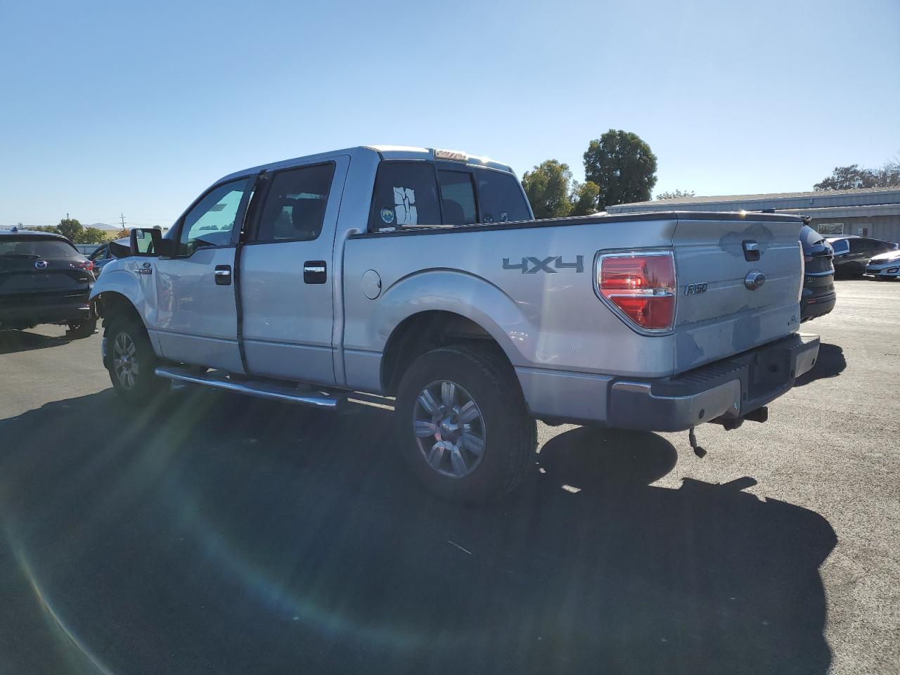 FORD F-150 SUPERCREW