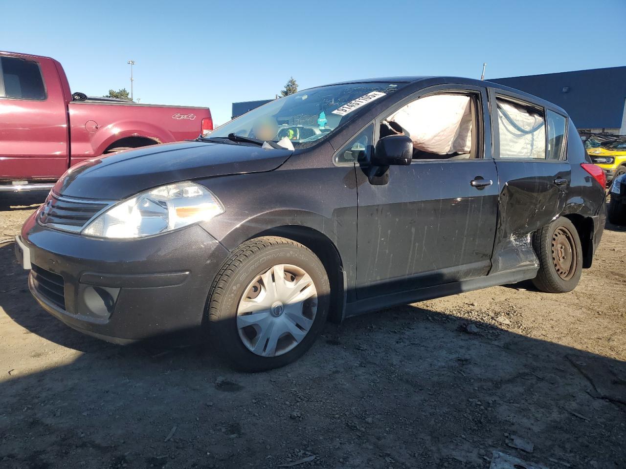 NISSAN VERSA S