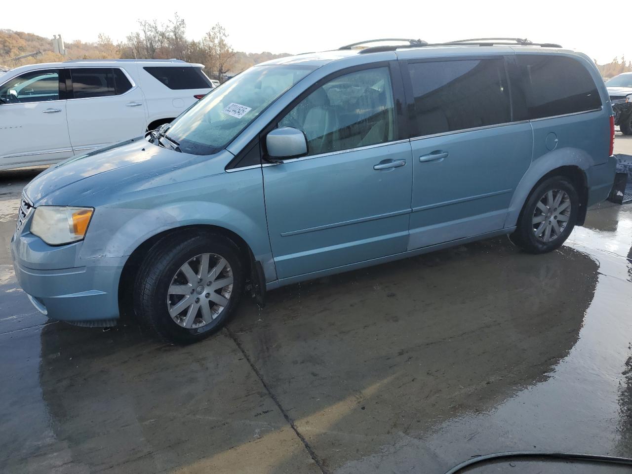 Lot #3291437159 2008 CHRYSLER TOWN & COU