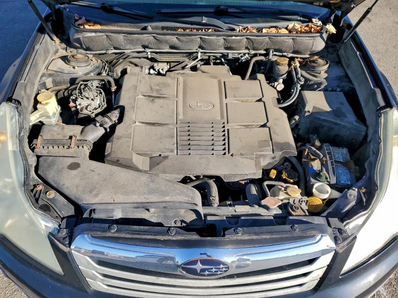 2010 SUBARU OUTBACK 3. #3296893843