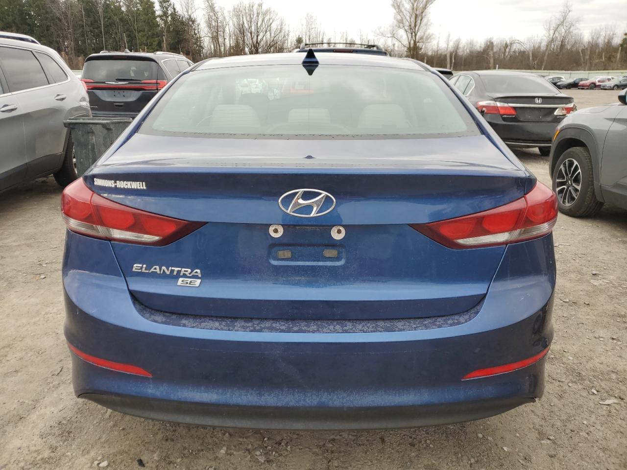HYUNDAI ELANTRA SE
