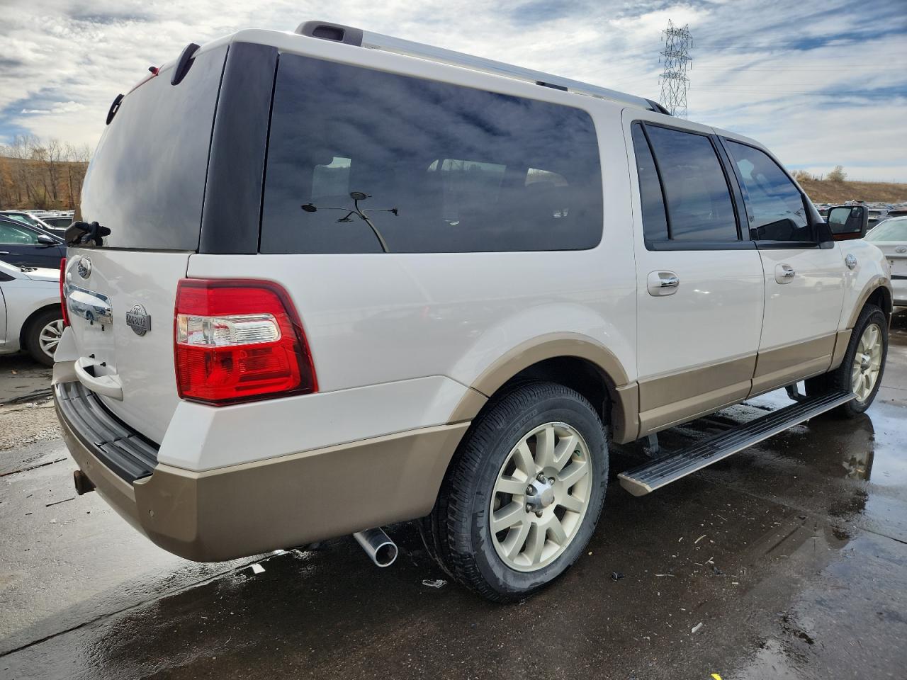 FORD EXPEDITION EL XLT