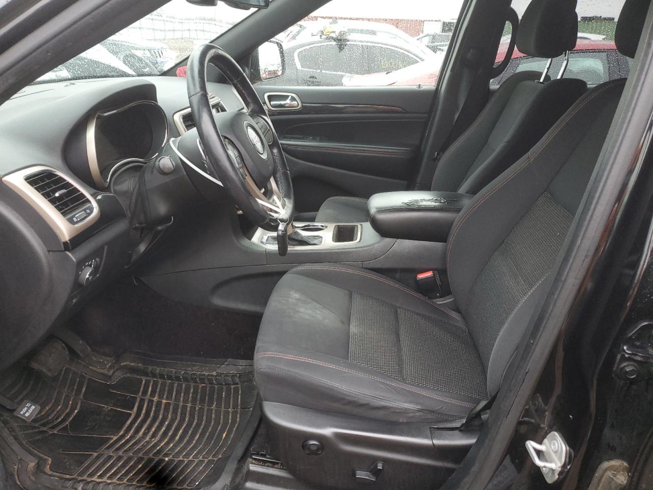 JEEP GRAND CHEROKEE LAREDO