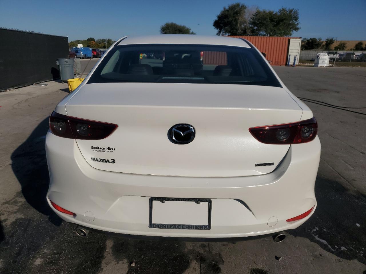MAZDA 3 SELECT