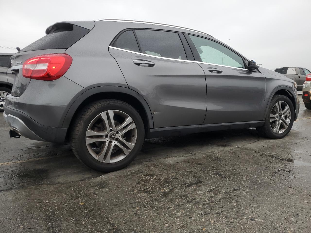 MERCEDES-BENZ GLA-CLASS 250 4MATIC