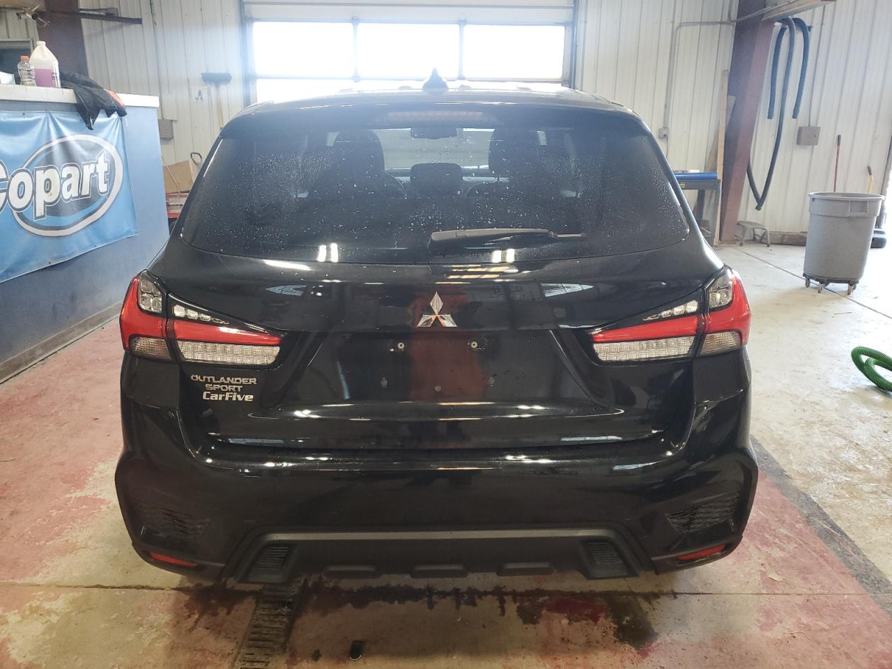 MITSUBISHI OUTLANDER ES