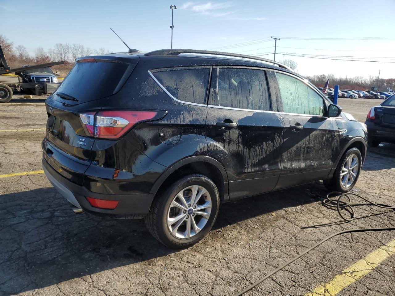 FORD ESCAPE SE