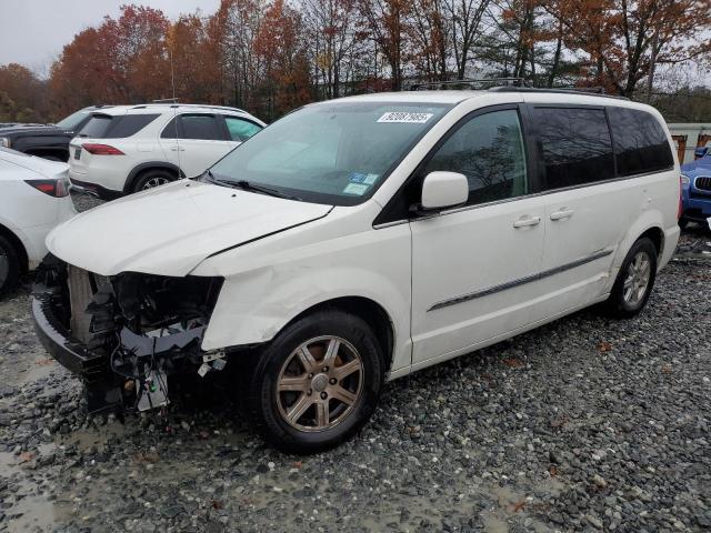 2011 CHRYSLER TOWN & COU #3305323330