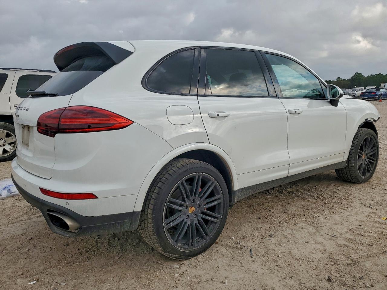 Lot #3311609219 2018 PORSCHE CAYENNE