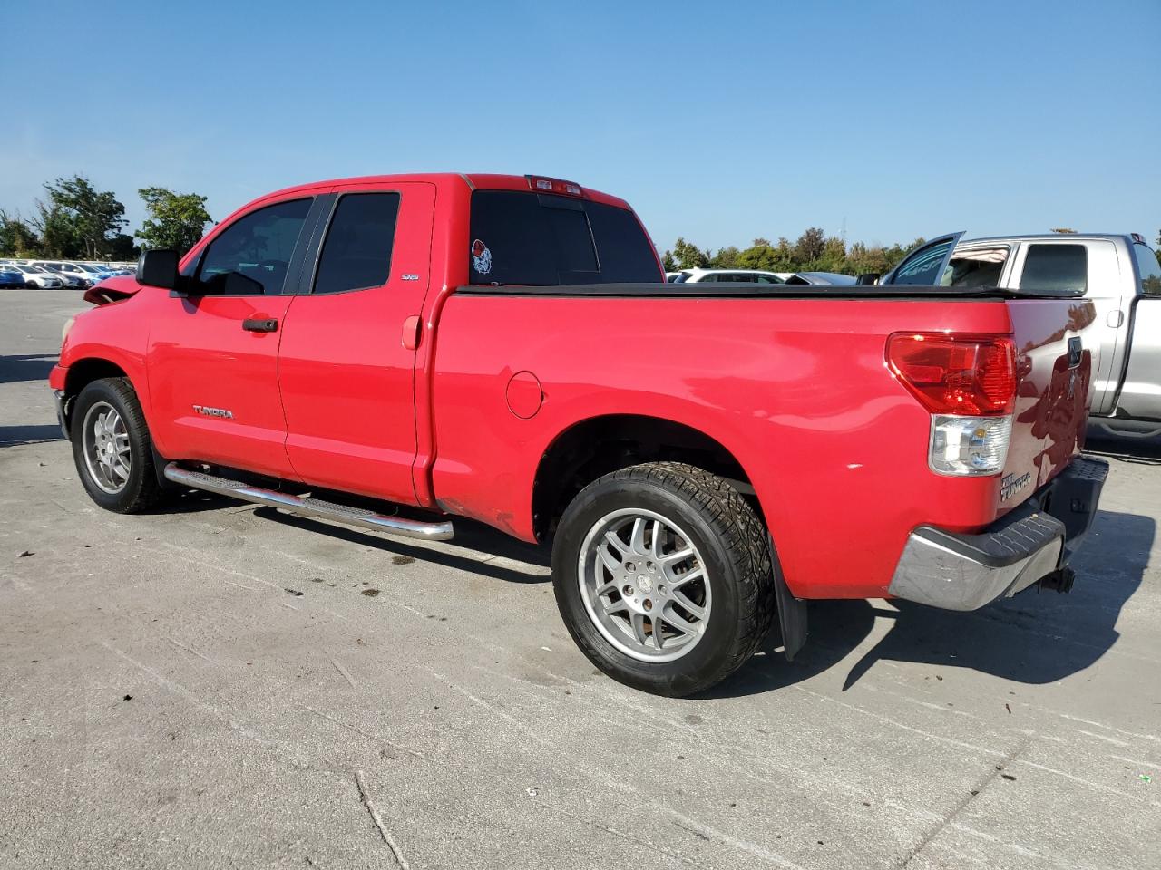 TOYOTA TUNDRA DOUBLE CAB SR5