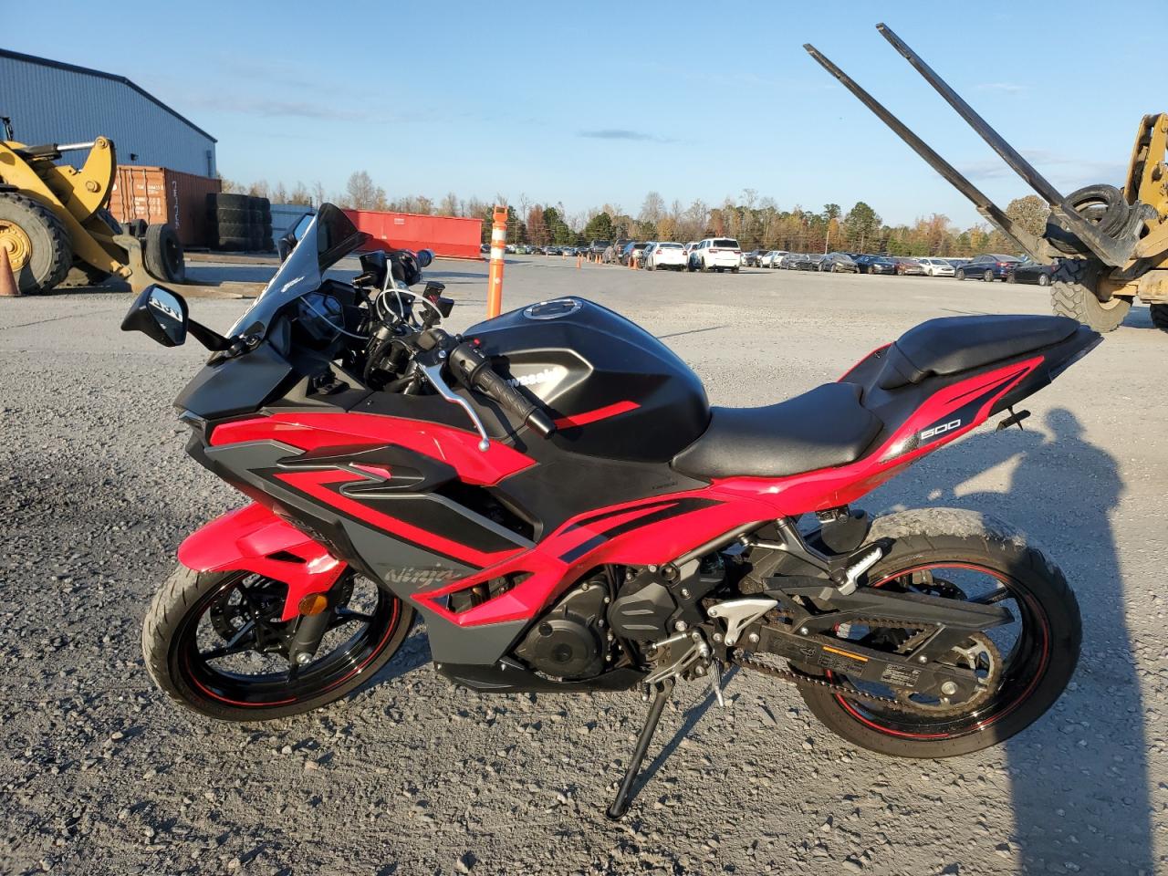 Lot #3297171872 2025 KAWASAKI EX500