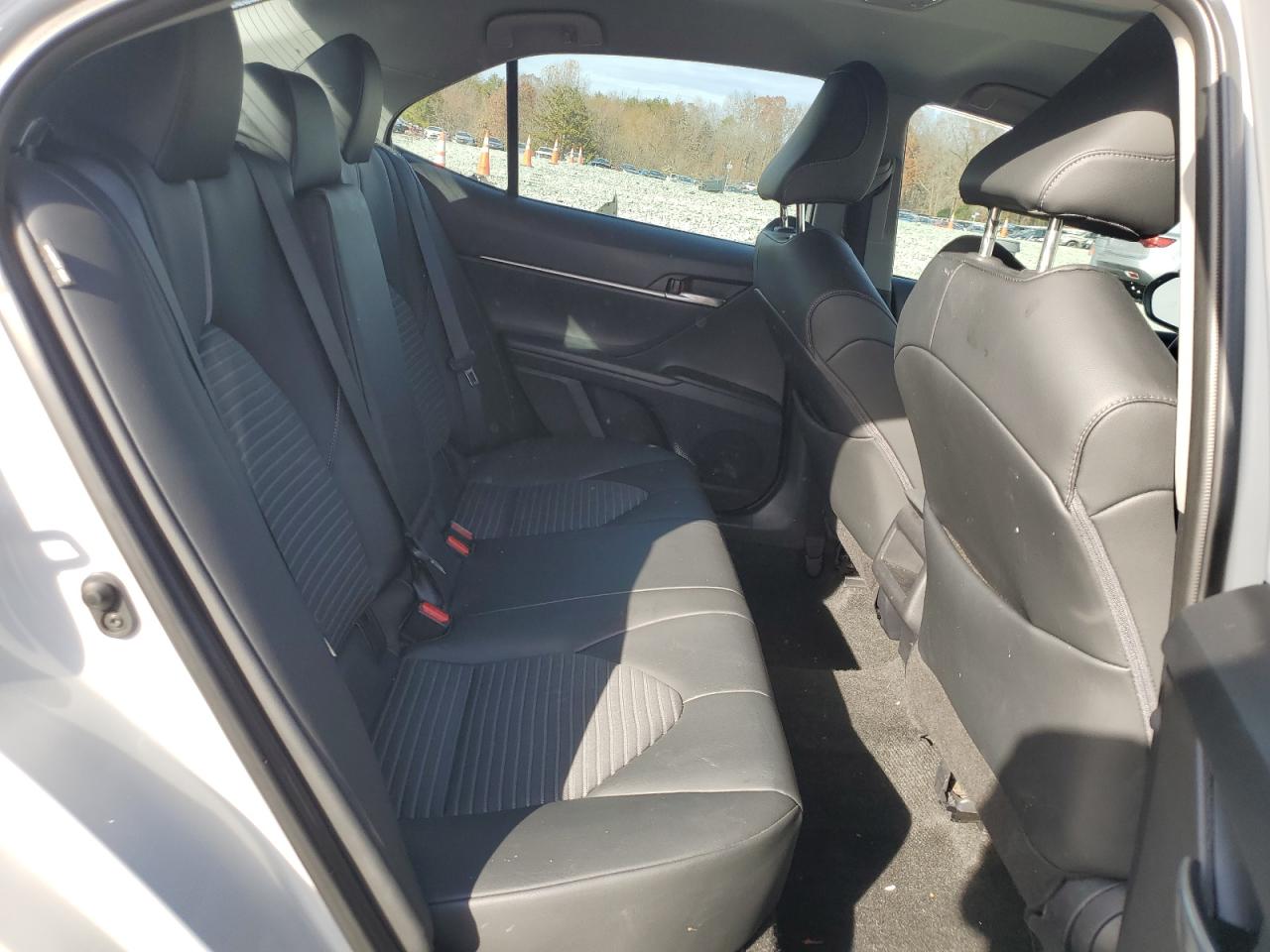 TOYOTA CAMRY SE NIGHT SHADE