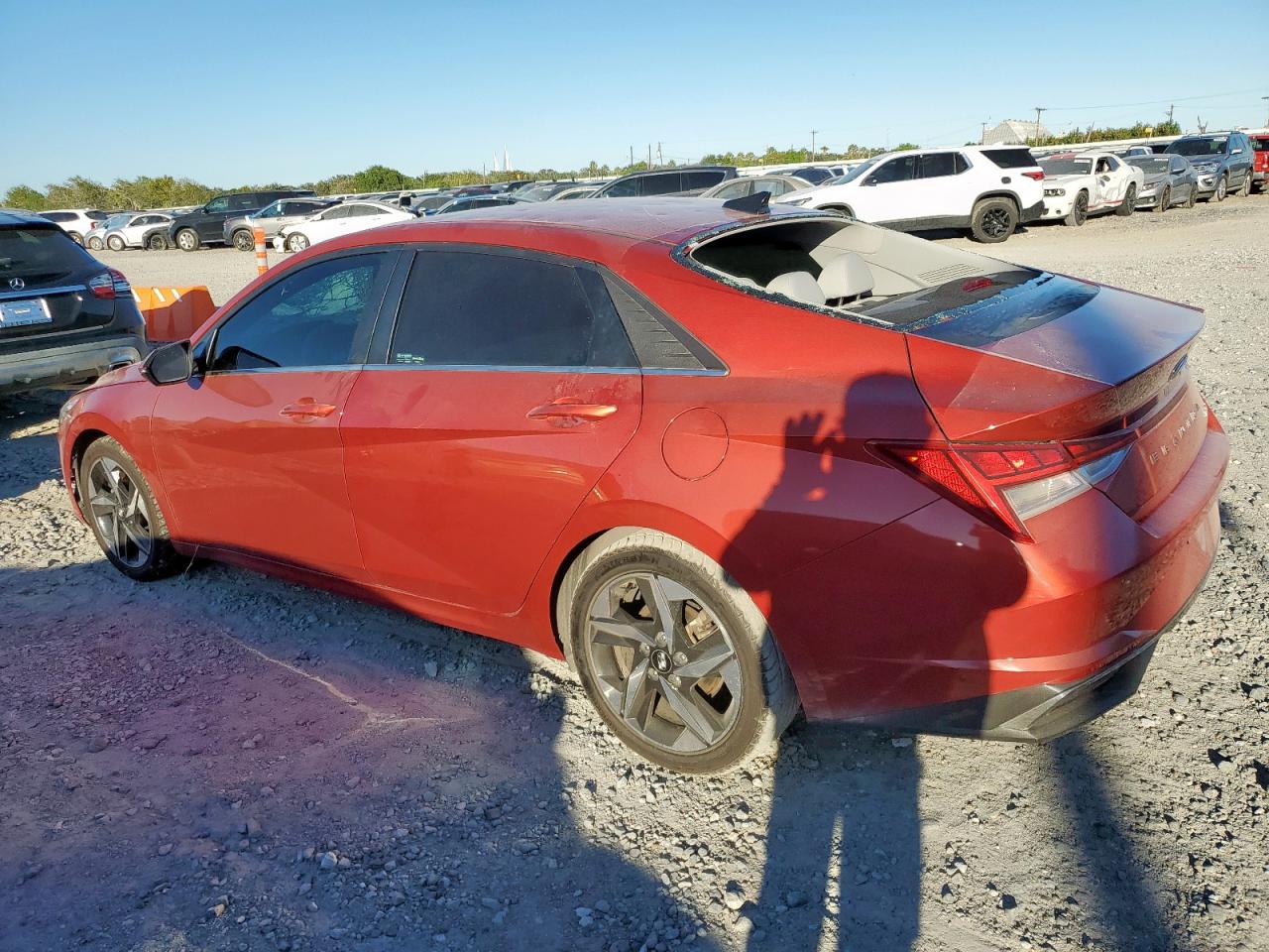 HYUNDAI ELANTRA LIMITED