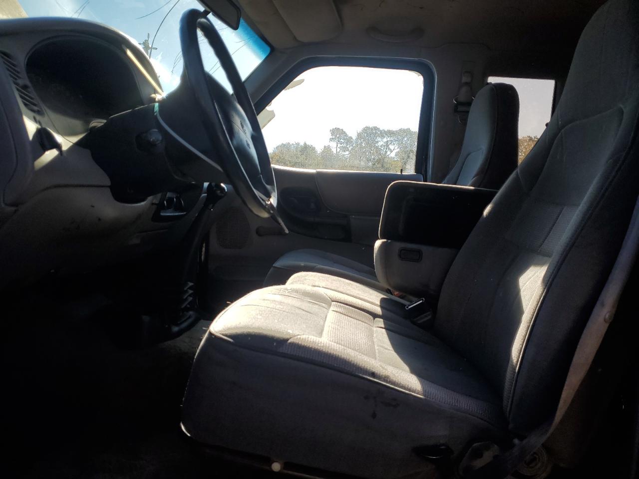 Lot #3297178891 1996 MAZDA B3000 CAB