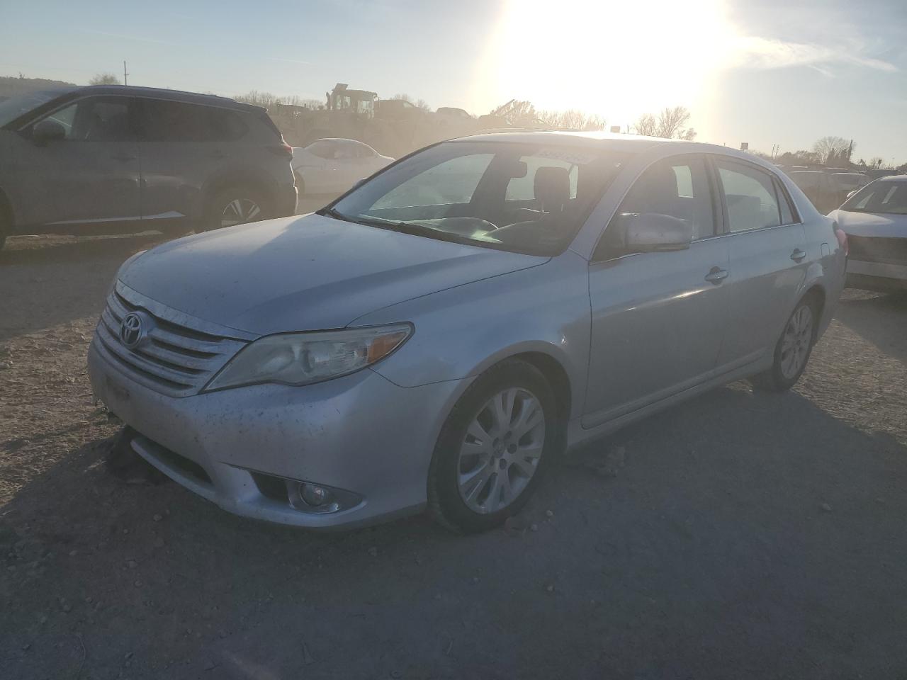 TOYOTA AVALON BASE
