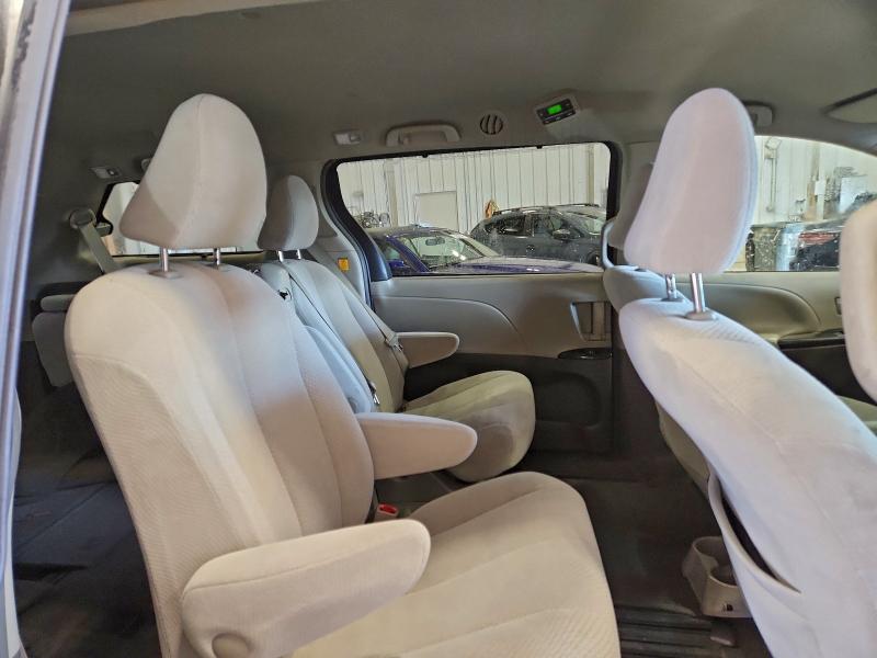 2013 TOYOTA SIENNA LE #3294548628