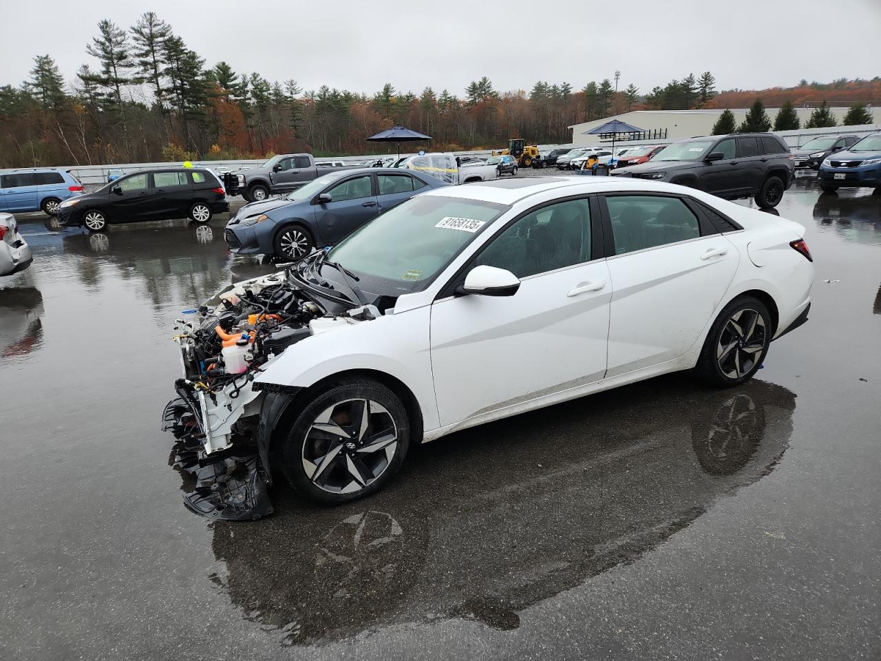 HYUNDAI ELANTRA LIMITED