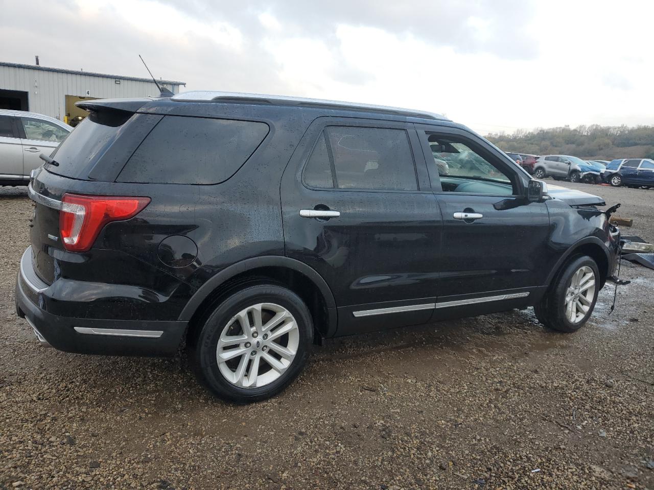 FORD EXPLORER PLATINUM