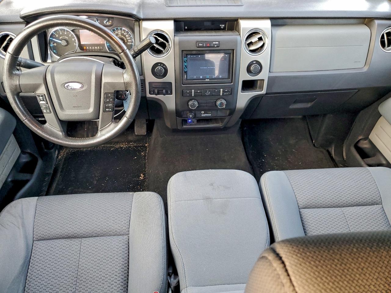 FORD F-150 SUPER CAB