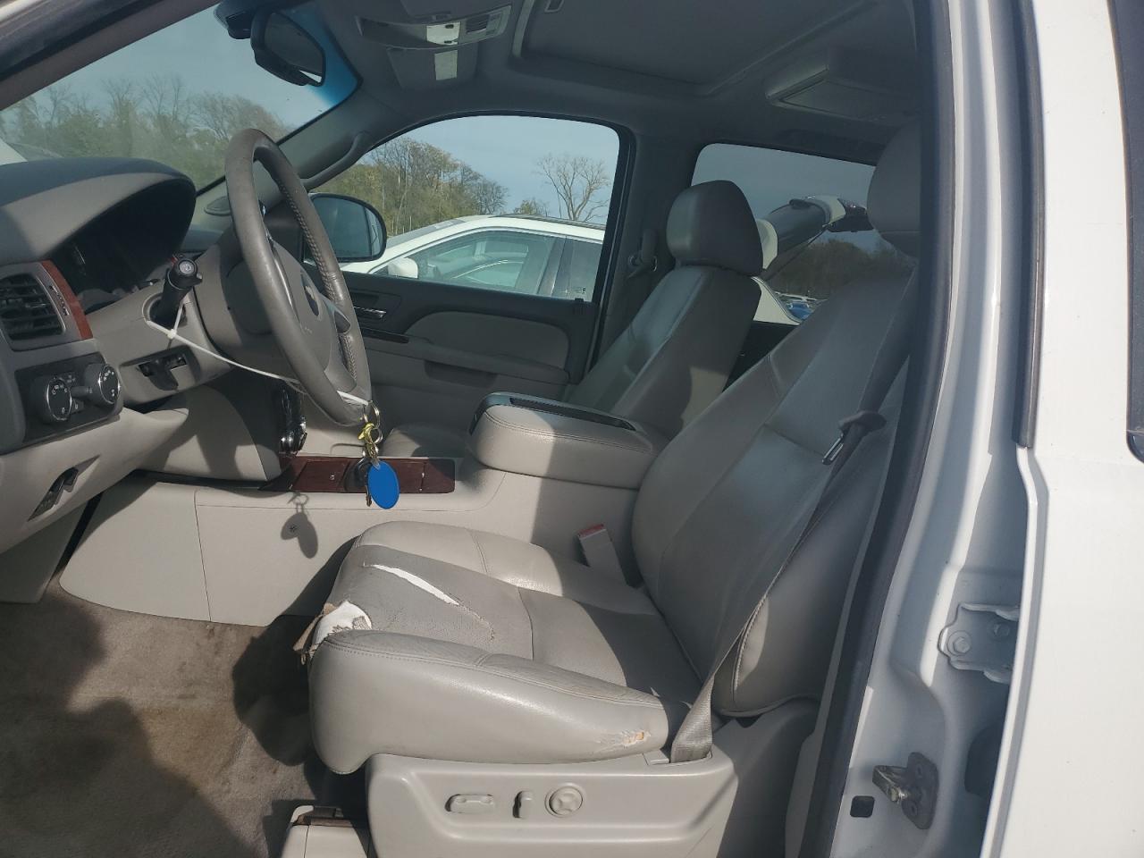 CHEVROLET SUBURBAN K1500 LTZ