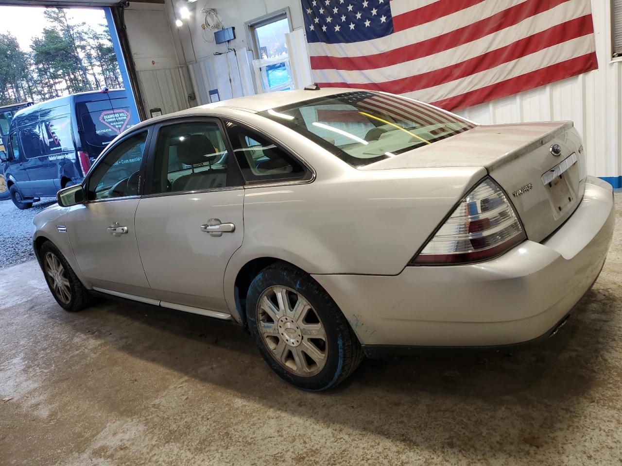 Lot #3292354287 2008 FORD TAURUS LIM