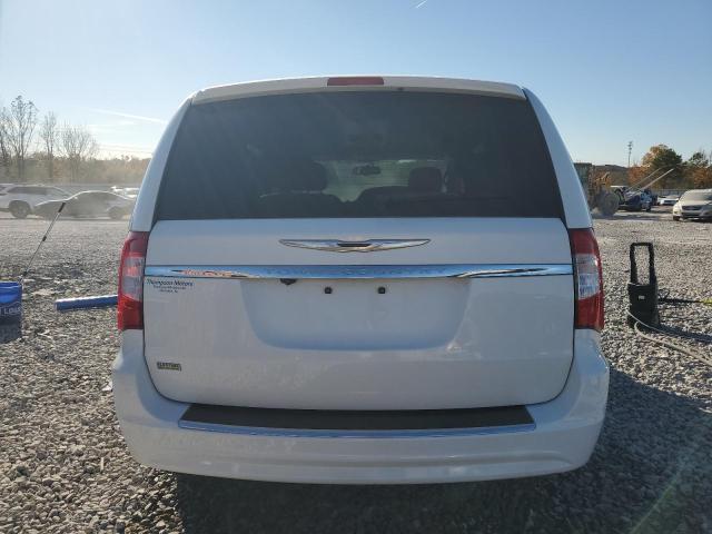 2016 CHRYSLER TOWN & COU #3292540713